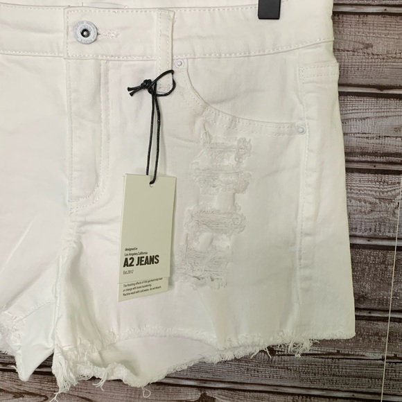 White Distressed Denim Shortie - Picture 5 of 6